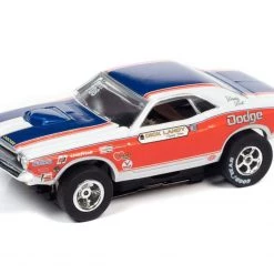 Auto World 1971 Dodge Challenger Dick Landy Legends of the 1/4 Mile X-Traction HO Slot Car