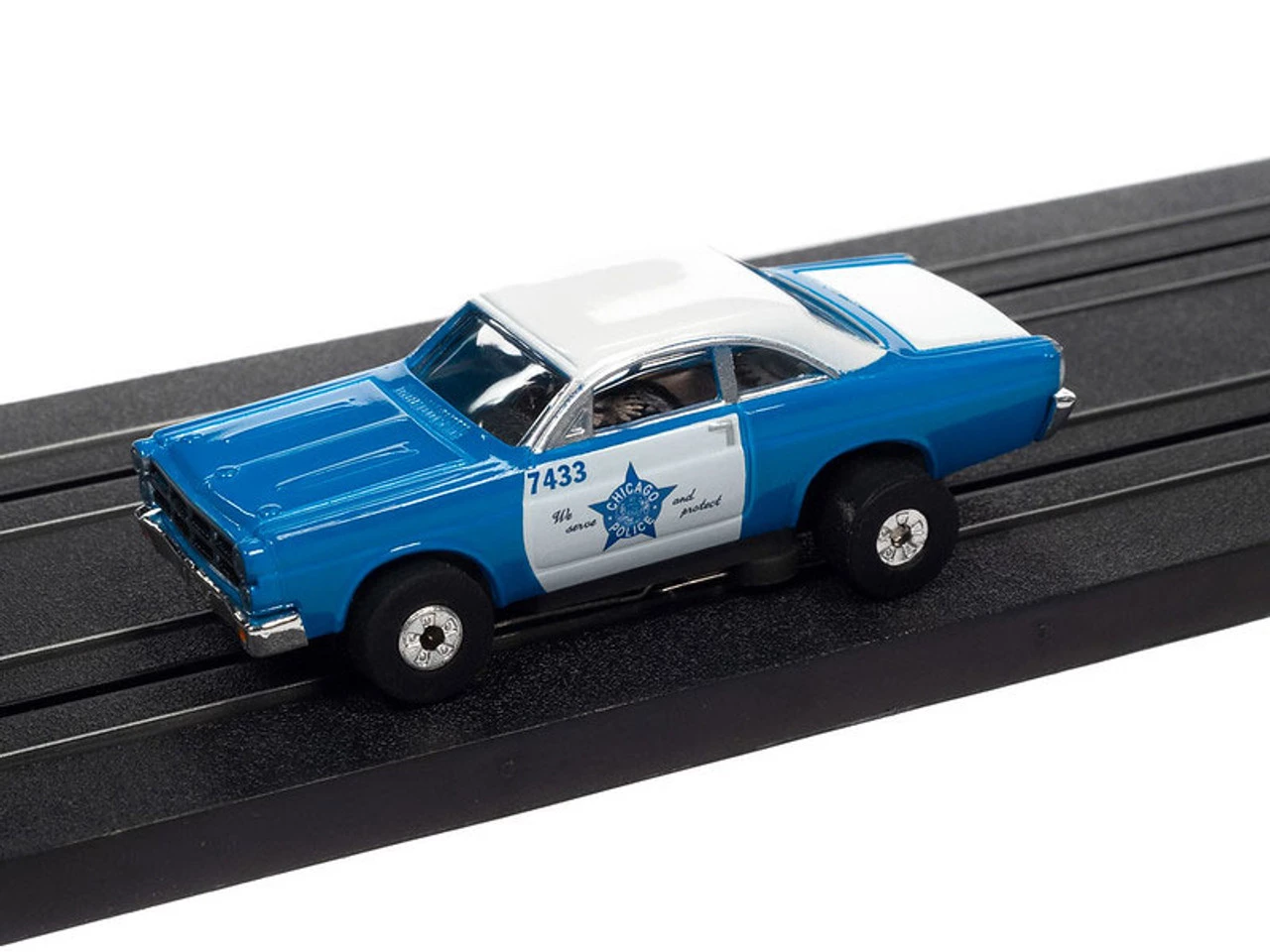 Auto World 1967 Ford Fairlane Chicago Police Car (Blue/White) Thunderjet HO Slot Car - Image 2