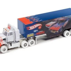Auto World iWHEELS Racing Rig Peterbilt Model 359 w/Race Trailer (Snake II vs. Mongoose II) X-Traction Flamethrowers R12 HO Slot Car