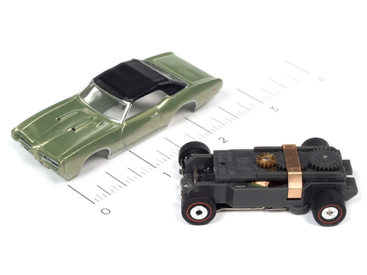 Auto World 1969 Pontiac GTO Convertible (Green) Thunderjet HO Slot Car - Image 3