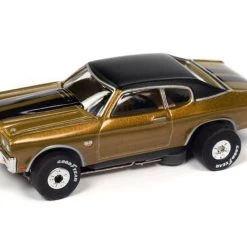 Auto World 1970 Chevrolet Chevelle SS (Gold) Thunderjet HO Slot Car