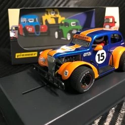 Pioneer 1937 Chevy Sedan Legends Racer #15 GULF Dark Blue 1/32 Slot Car